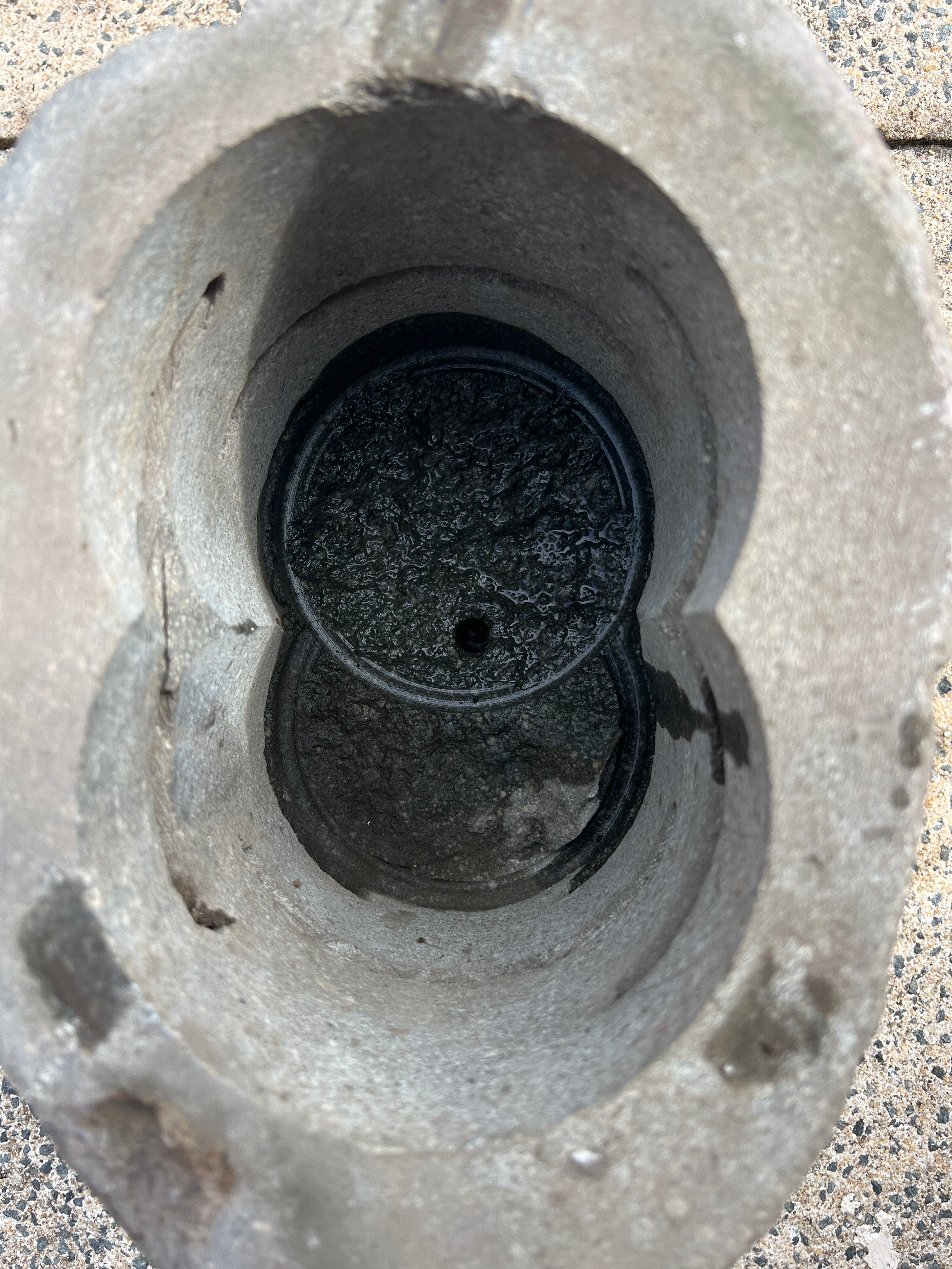 Slotted Stone Lamp 2530