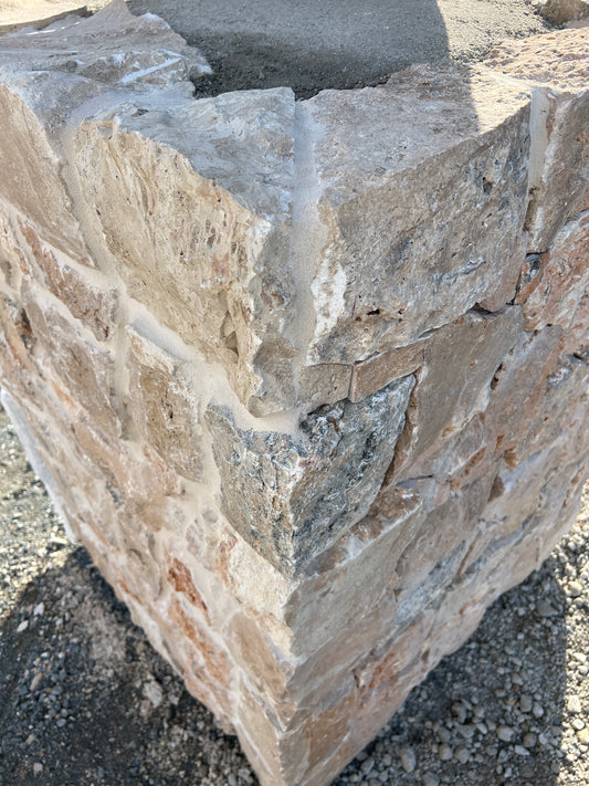 raw travertine random freeform natural Stone Cladding corners for building, home decoration, renovations, interior & exterior walls, garden features and feature walls. 