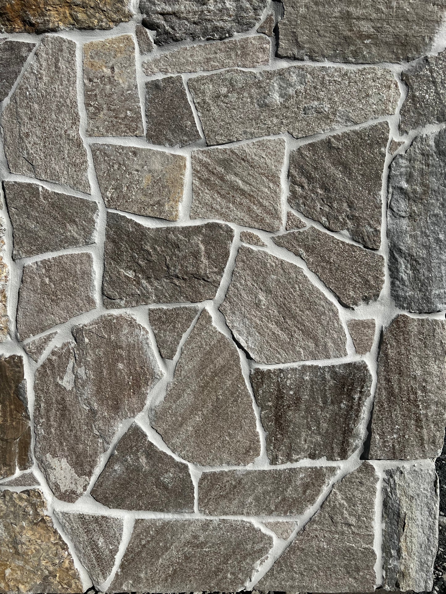 tiger stripe quartz random freeform natural Stone Cladding for building, home decoration, renovations, interior & exterior walls, garden features and feature walls. 