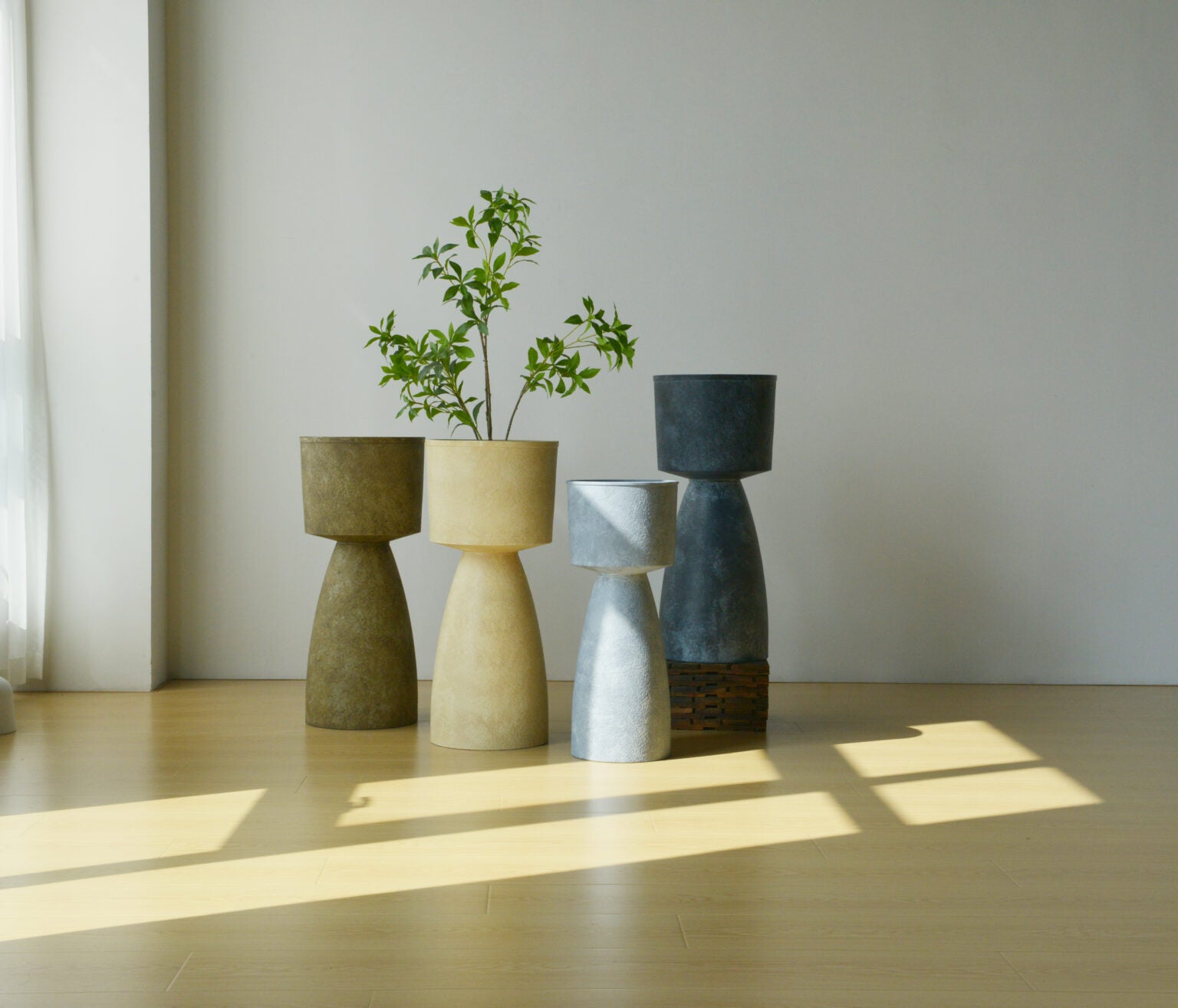Venice Elements CUP004 Series Extra Tall Cup Garden Planters
