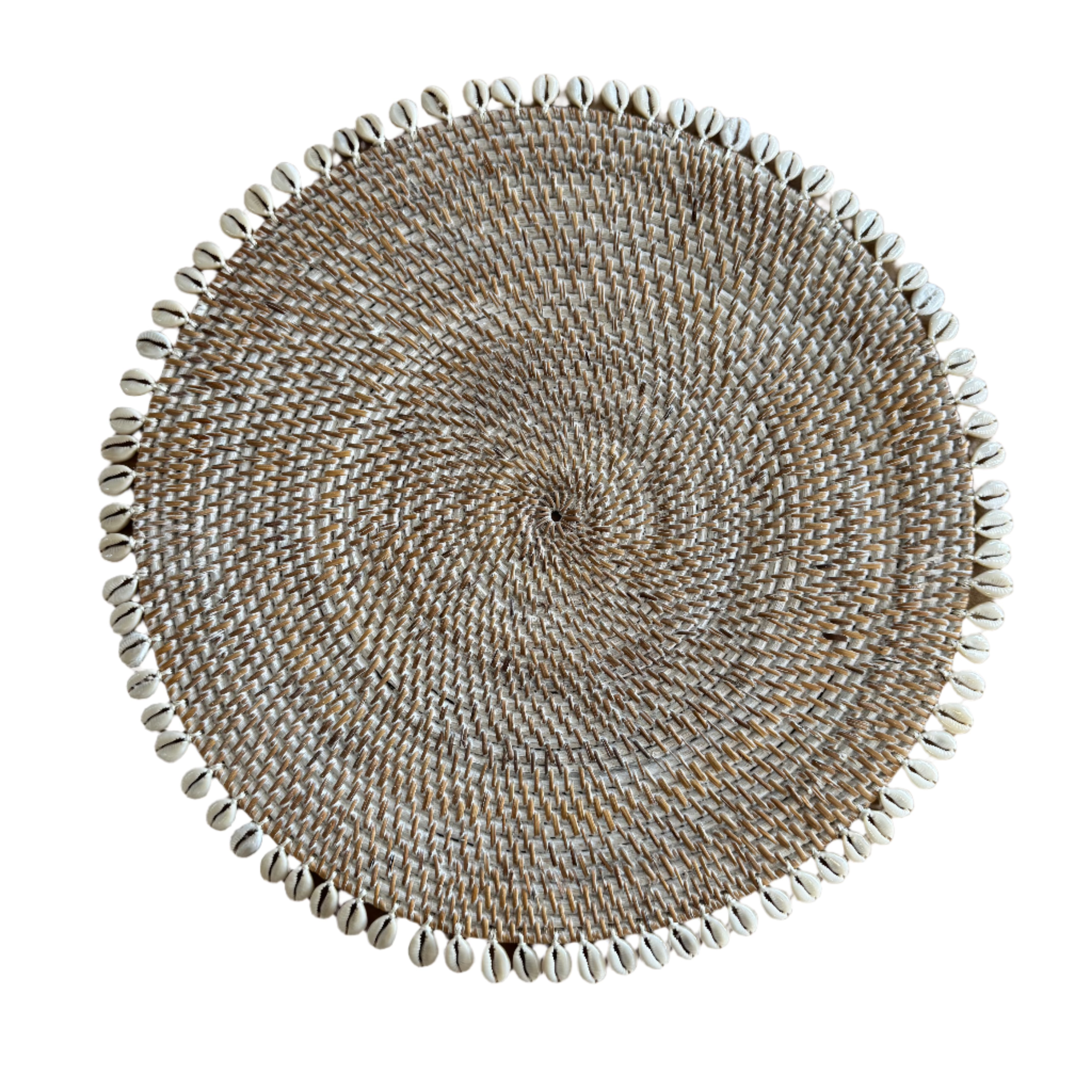 handmade round rattan placemat with cowrie shell border