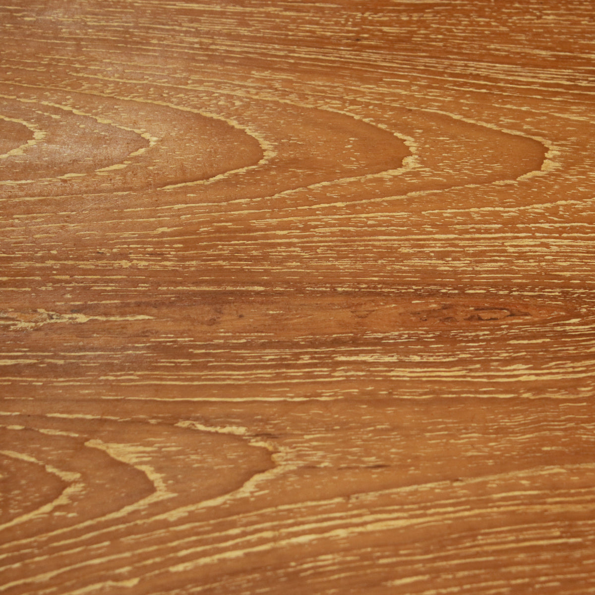 close up of Solid Suar timber table wood grain