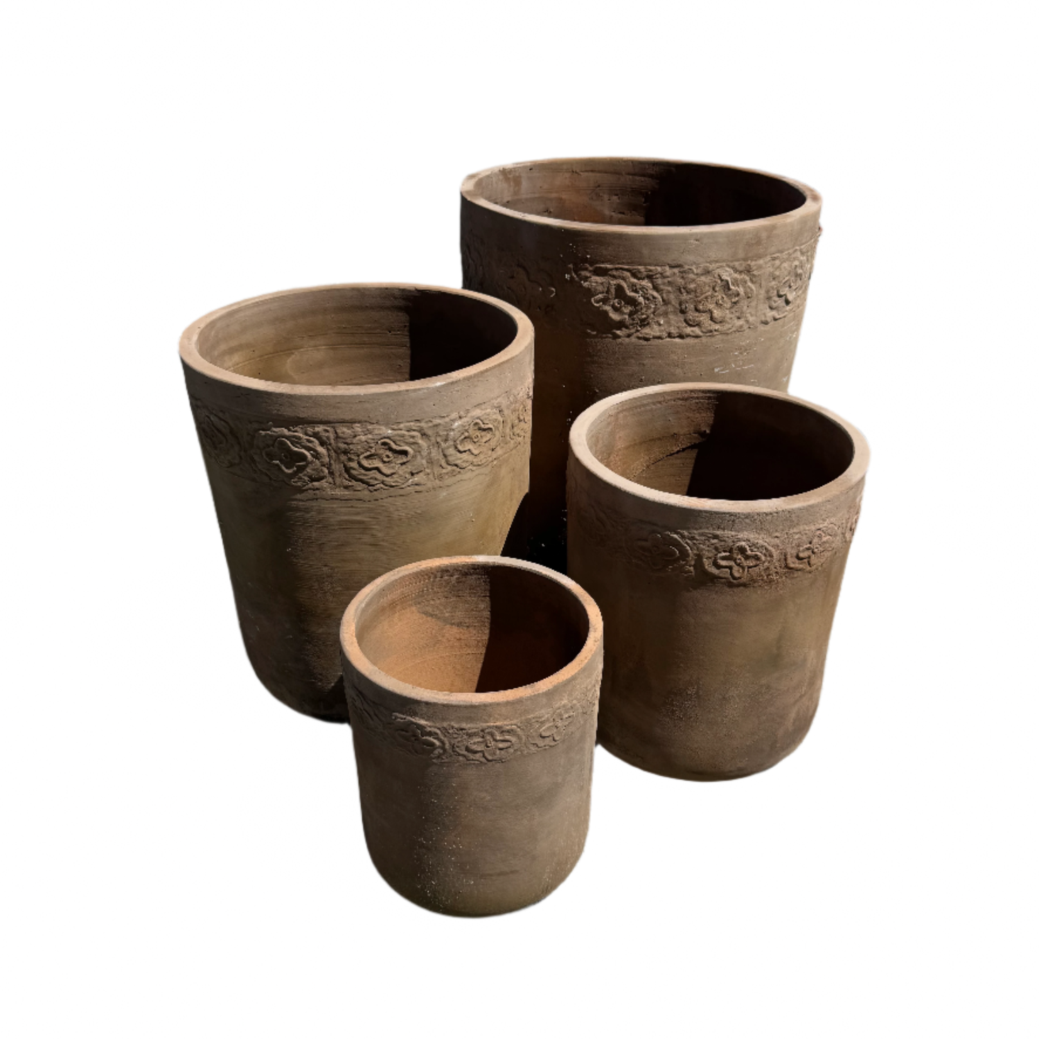 terracotta pots in four different sizes